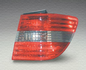 Stop tripla lampa spate dreapta ( exterior , Semnalizator fumuriu, culoare sticla: rosu) MERCEDES Clasa B 2005-2011